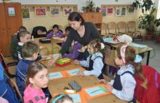 Surprizele hârtiei: Învățătoarea cu talente ascunse