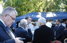 Invitaţie onora(n)tă la Palat… a patru profesori dorohoieni