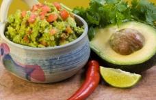 Avocado te ajută să dai burta jos!