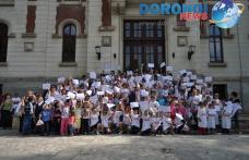 Vezi câştigătorii crosului copiilor organizat în a doua zi de spectacol la Zilele Copilului Dorohoi