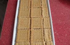 Prăjitură din biscuiți cu cremă caramel