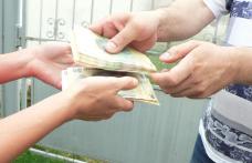 Reprezentanţii unei societăţi comerciale botoşănene înşelați de doi bucureșteni