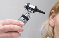 BAC 2012: Elevă din Suharău ajunsă la spital după ce nu a mai putut să îşi scoată magneţii din ureche