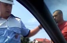 Poliţist înjurat şi agresat de un şofer şmecher, la Suceava VIDEO