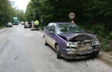 Accident cu două maşini şi o motocicletă la Baisa, provocat de un porc mistreţ