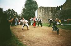 Teatrul Vasilache Botosani prezent la Festivalului de Artă Medievală “Ştefan cel Mare” – 2012