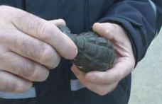 Grenade aduse acasă cu căruţa