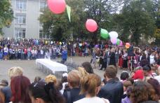 Jandarmii botoșăneni alături de elevi si profesori la deschiderea noului an școlar