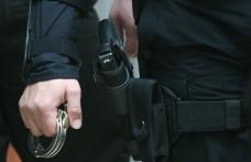 Un bărbat s-a trezit în propria locuinţă cu un dorohoian pus pe scandal