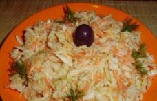 Salată de crudități cu piept de pui