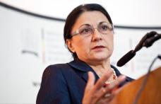 Ecaterina Andronescu: Trebuie să avem grijă de studenţii noştri