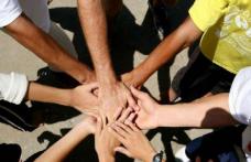 Asociaţia „AISET” derulează proiectul „Vă invităm să ne cunoaşteţi !”