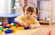 Părinţii vor plăti pentru copiii daţi la creșă. Ce prevede proiectul Ministerului Muncii