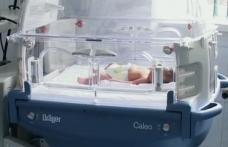 De câţi bani ai nevoie pentru o naştere în spitalele de stat şi care e tariful mediu la privat
