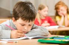 Atenţie, părinţi! Se modifică etapele înscrierii în clasa pregătitoare