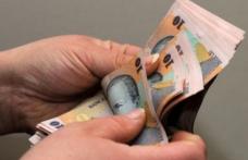 Elevi dorohoieni beneficiari ai burselor şcolare sociale oferite de Consiliul Judeţean. Vezi lista completă!