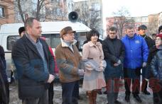 Campanie electorală încheiată de Andrei Dolineaschi și Doina Federovici în Cartierul Victoriei din Dorohoi - VIDEO/FOTO