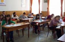 Au fost publicate modele de subiecte pentru simulările examenelor naţionale