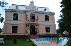 Taxele și impozitele locale au băgat consilierii în ședință extraordinară în prima zi lucrătoare din 2013