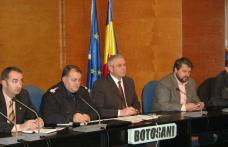 Prefectul Costică Macaleţi, alături de membrii CJSU în videoconferinţă cu Liviu Dragnea şi Radu Stroe
