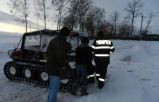 Aduşi la dializă cu ATV-ul pe şenile de poliţiştii de frontieră