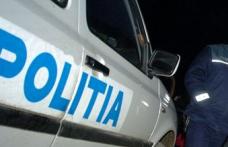 Tânăr din Dorohoi cercetat pentru ,,distrugere” a unui autoturism și a ușii Complexului ,,Dorotex”