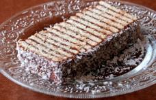 Prăjitură cu biscuiţi şi ciocolată