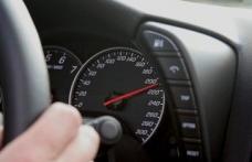 Accident rutier ușor la Cristinești din cauza neadaptării vitezei la condițiile de drum