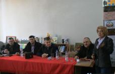 Florin Ţurcanu încurajează încrederea cetăţenilor în asociaţii şi cooperative