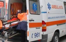 Echipaj de ambulanţă din Suceava bătut cu parul de rudele unui pacient