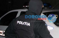 Suspecţi de comiterea unui furt identificati de poliţişti