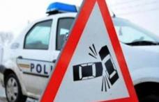 O șoferiță s-a dat peste cap cu mașina între localitățile Văculești și Brăești