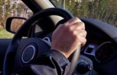 Cu toate ca nu poseda permis de conducere s-a urcat la volan