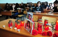 Doliu și lacrimi în clasa elevei înjunghiate şi incendiate de la Liceul ”Regina Maria” din Dorohoi