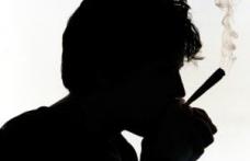 D.I.I.C.O.T.: Traficanti de produse etnobotanice conţinând droguri şi droguri de mare risc, retinuti de politistii