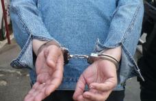 Tânăr din Pomîrla ce posedă un mandat de executare emis de Judecătoria Dorohoi prins de polițiști