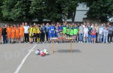 Liceul Teoretic „Anastasie Bașotă” din Pomîrla a găzduit a II-a ediție a Concursului Județean „ÎMPREUNĂ PRIN SPORT” - FOTO