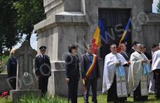 Dorohoi: Slujbă de pomenire și depunere de coroane de „Ziua Eroilor şi Martirilor Neamului Românesc” - FOTO