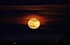 Eveniment astronomic: Superluna, vizibilă sâmbătă şi duminică noapte