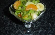 Salata de mere si kiwi