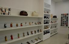 Un nou magazin de pantofi şi accesorii la Uvertura Mall