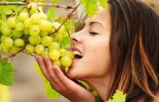 Lămâile şi strugurii au cel mai puternic efect detoxifiant şi anticancerigen