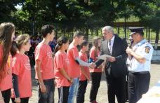 Elevi de la o școală dorohoiană printre câştigătorii taberei de vară în domeniul situaţiilor de urgenţă