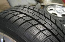 Şoferii, nevoiţi să-şi echipeze mai devreme maşinile de iarnă. Cât costă cauciucurile noi
