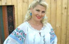 Interpretă de muzica populară găsită moartă la doar 45 de ani