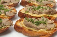 Pateurile din comerţ, adevărate bombe cu E-uri. Care sunt cele mai naturale astfel de produse alimentare