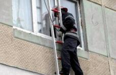 Bărbat cu probleme locomotorii, salvat de pompieri în ultima clipă