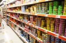 Vai şi amar de conservele din comerţ. Inspectorii OPC au găsit o grămadă de nereguli