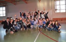 Balul Bobocilor 2013: Astăzi se decid cei mai frumoși și talentați boboci de la Liceul „Regina Maria” Dorohoi