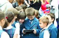 Cum vor fi digitalizaţi primii doi ani de şcoală, începând din 2014